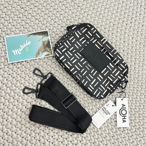 Aloha Collection• LE TOUR Rattan Cross Body Bag Purse - Picture 1 of 14